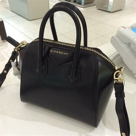 givenchy patent antigona mini|givenchy antigona shopper.